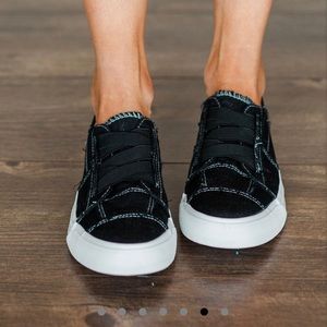 Blowfish Marley - Washed Canvas Sneakers